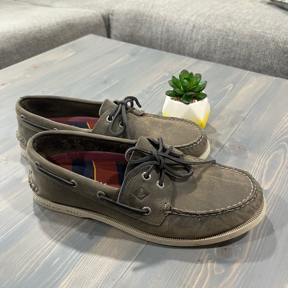 Sperry slide on loafers